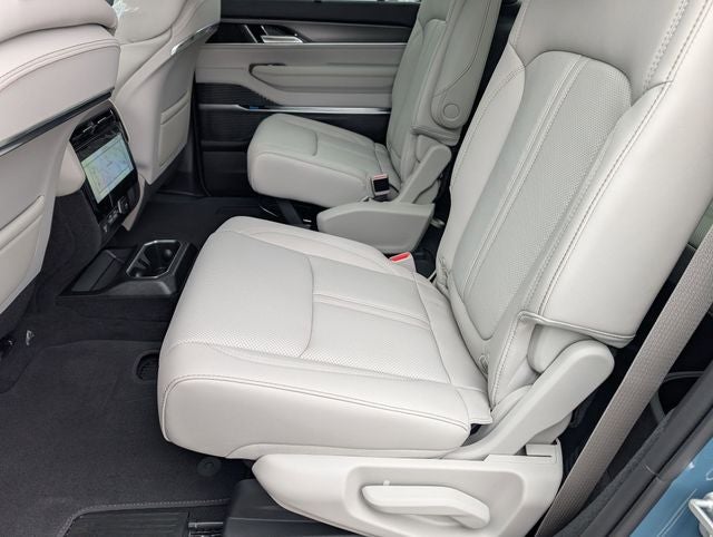 2026 Jeep Grand Wagoneer L Summit Obsidian