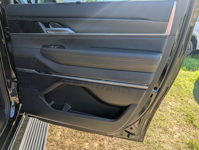 2026 Jeep Grand Wagoneer L Summit Reserve