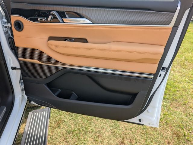 2026 Jeep Grand Wagoneer L Summit Reserve
