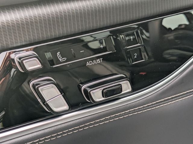 2026 Jeep Grand Wagoneer L Summit Obsidian