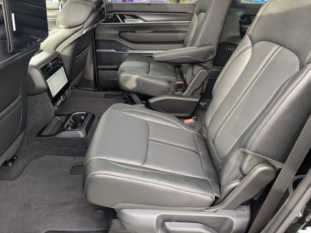 2026 Jeep Grand Wagoneer L Summit Obsidian