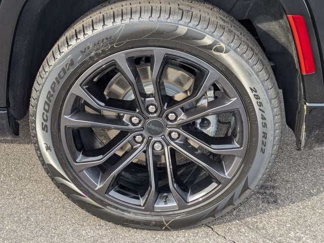 2026 Jeep Grand Wagoneer L Summit Obsidian