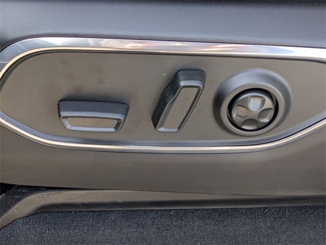 2026 Jeep Grand Wagoneer Base