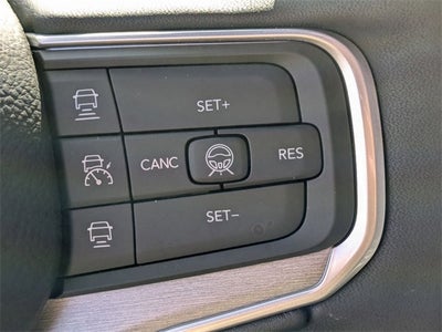 2026 Jeep Grand Wagoneer Base