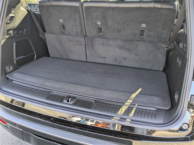 2026 Jeep Grand Wagoneer Base