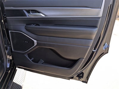 2026 Jeep Grand Wagoneer Base