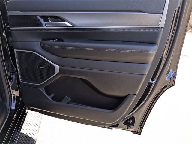 2026 Jeep Grand Wagoneer Base