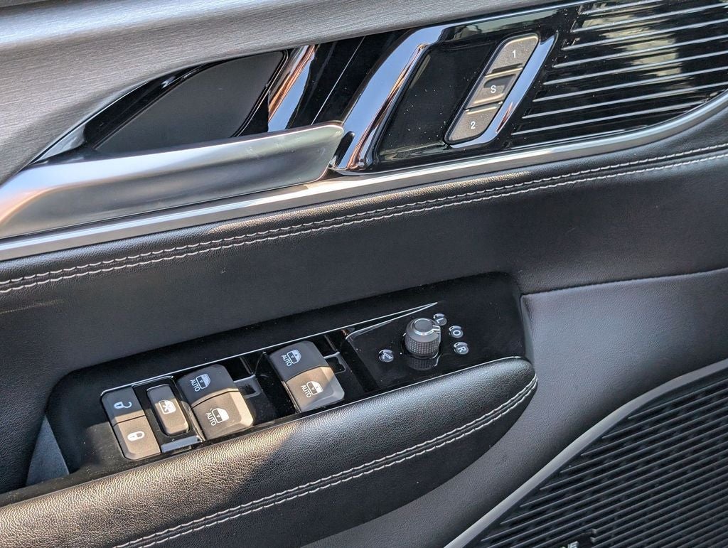 2026 Jeep Grand Wagoneer 4x4