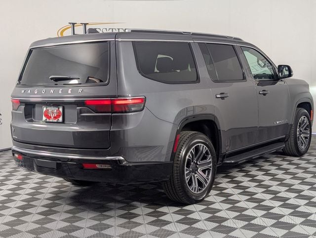 2023 Jeep Wagoneer Base