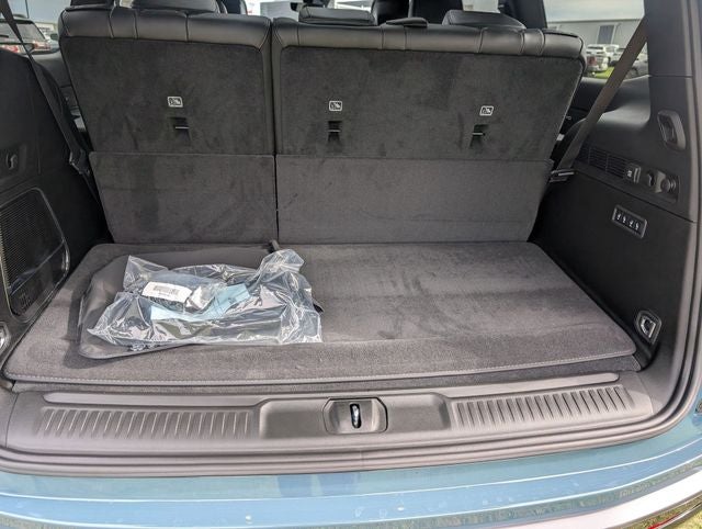 2026 Jeep Grand Wagoneer Limited Altitude