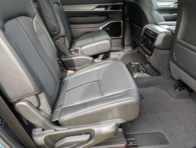 2026 Jeep Grand Wagoneer Limited Altitude