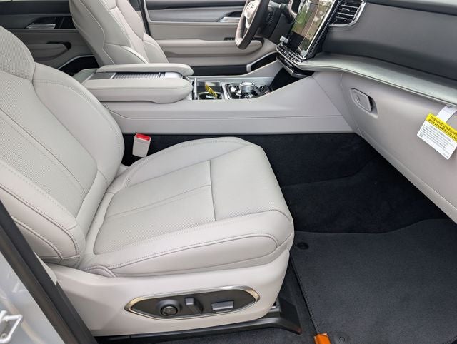 2026 Jeep Grand Wagoneer Limited Reserve