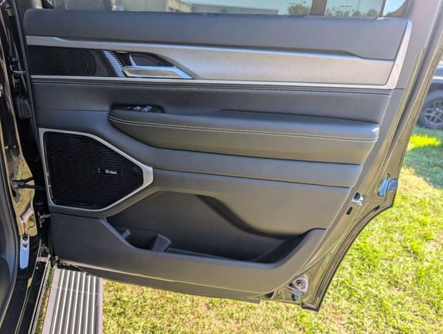 2026 Jeep Grand Wagoneer Limited Reserve