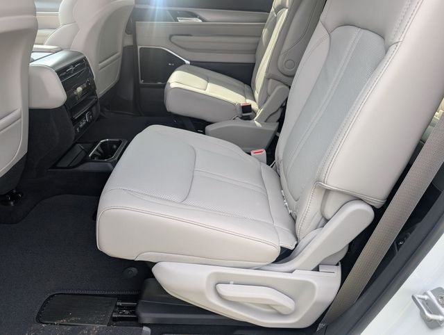 2026 Jeep Grand Wagoneer Limited Altitude