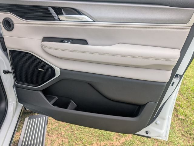 2026 Jeep Grand Wagoneer Limited Altitude