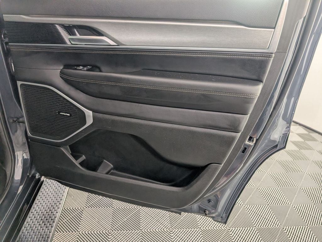 2022 Jeep Wagoneer Series III