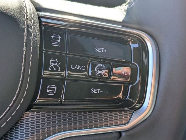 2026 Jeep Grand Wagoneer Summit Obsidian