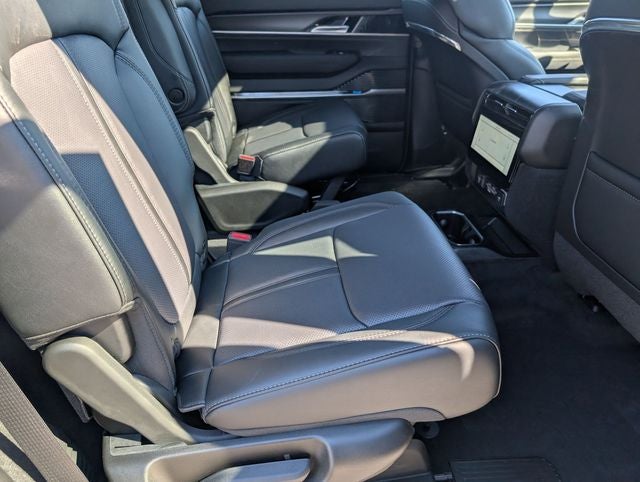 2026 Jeep Grand Wagoneer Summit Obsidian