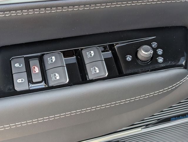 2026 Jeep Grand Wagoneer Summit Obsidian