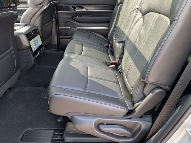 2026 Jeep Grand Wagoneer Summit Obsidian