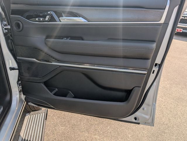 2026 Jeep Grand Wagoneer Summit Obsidian