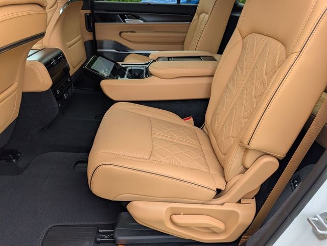 2026 Jeep Grand Wagoneer Summit Reserve
