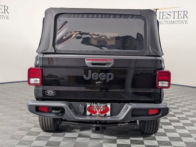2022 Jeep Gladiator Sport