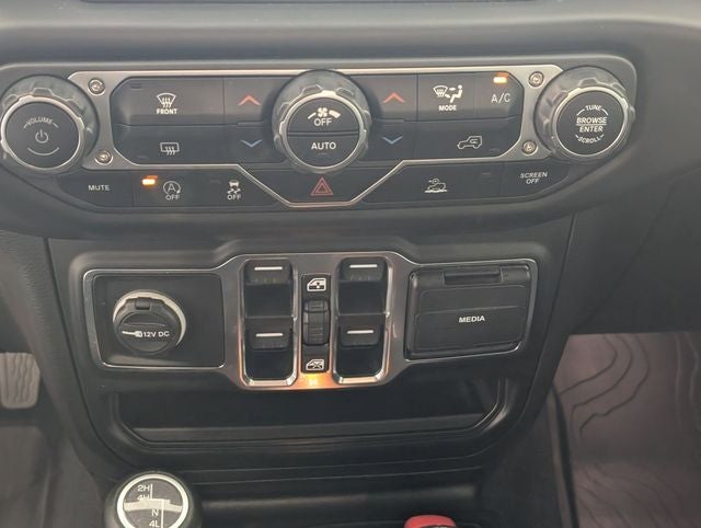 2023 Jeep Gladiator Overland