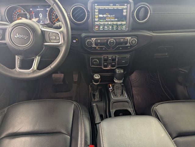 2023 Jeep Gladiator Overland