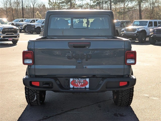 2026 Jeep Gladiator Sport