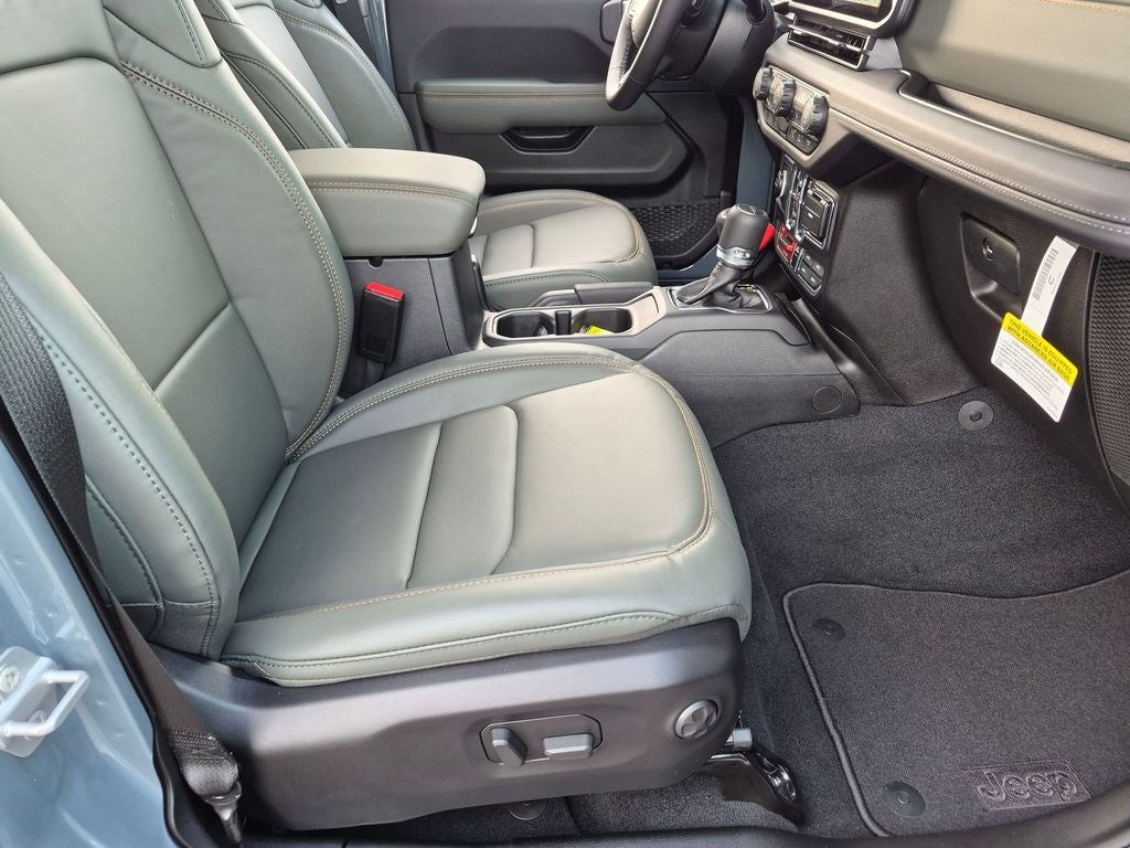 2026 Jeep Gladiator Mojave X