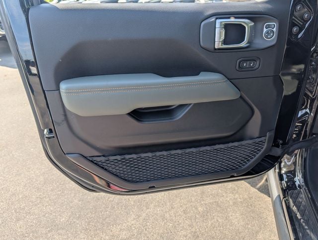 2026 Jeep Gladiator GLADIATOR MOJAVE X 4X4