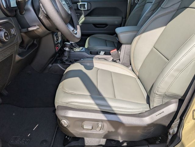 2026 Jeep Gladiator GLADIATOR MOJAVE X 4X4