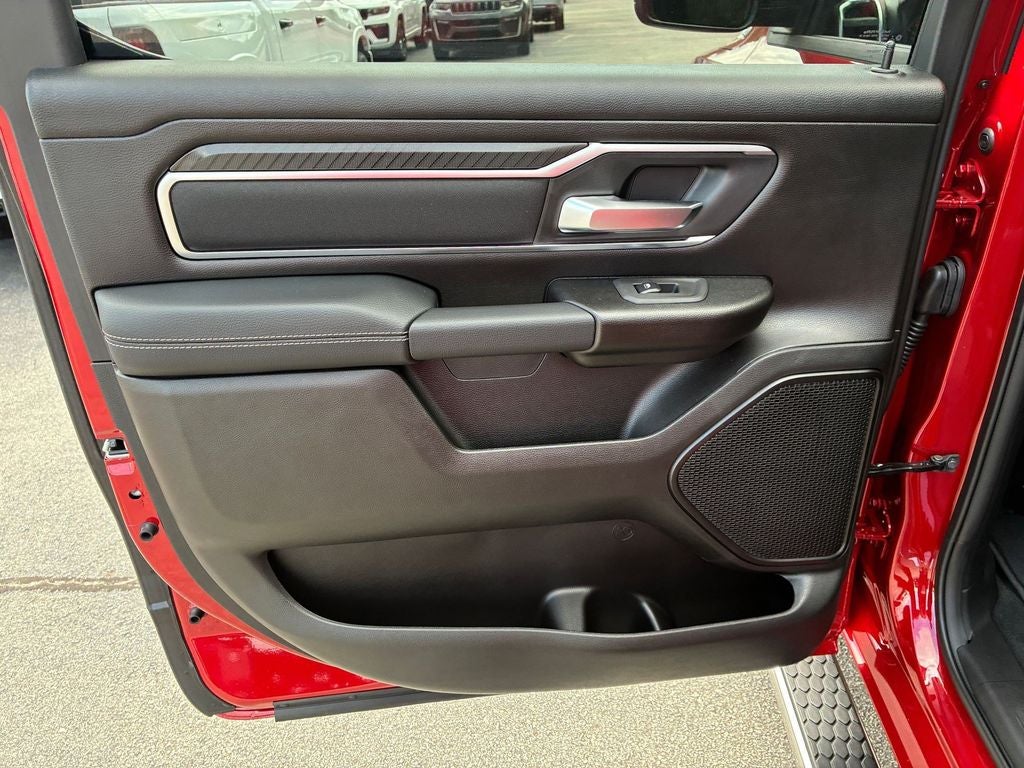 2027 RAM 1500 Big Horn/Lone Star