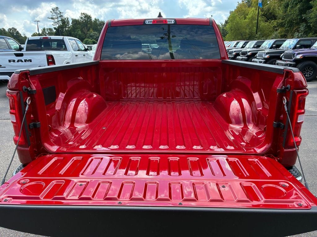 2027 RAM 1500 Big Horn/Lone Star