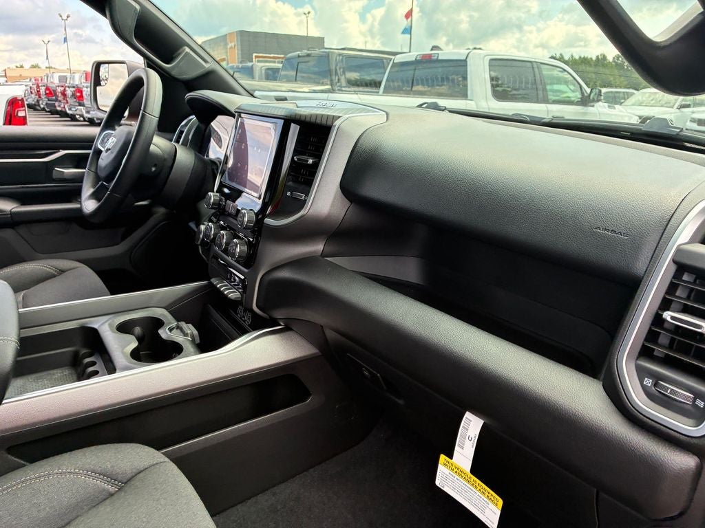 2027 RAM 1500 Big Horn/Lone Star