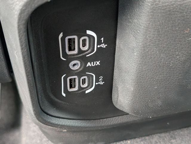 2026 RAM 1500 RAM 1500 EXPRESS CREW CAB 4X2 5'7' BOX