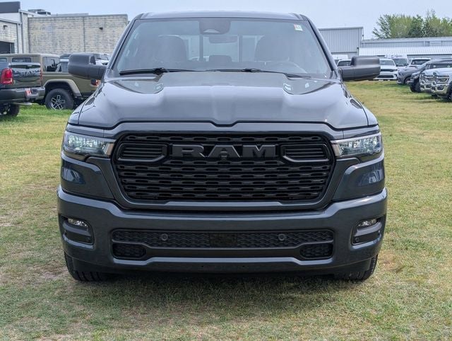 2026 RAM 1500 RAM 1500 EXPRESS CREW CAB 4X2 5'7' BOX