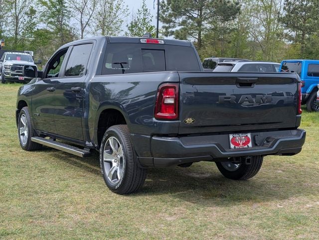 2026 RAM 1500 RAM 1500 EXPRESS CREW CAB 4X2 5'7' BOX