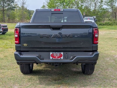 2026 RAM 1500 RAM 1500 EXPRESS CREW CAB 4X2 5'7' BOX