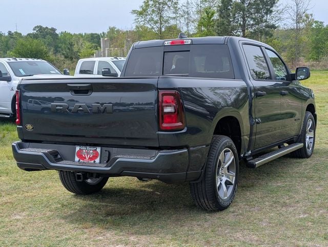 2026 RAM 1500 RAM 1500 EXPRESS CREW CAB 4X2 5'7' BOX
