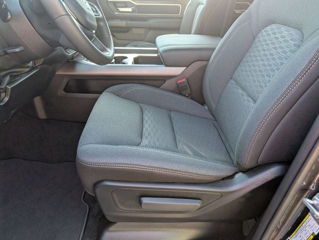 2026 RAM 1500 RAM 1500 BIG HORN QUAD CAB 4X4 6'4' BOX