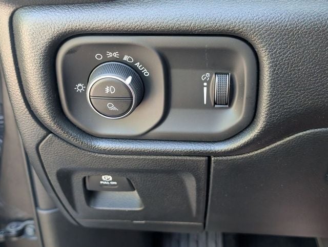 2026 RAM 1500 RAM 1500 BIG HORN QUAD CAB 4X4 6'4' BOX