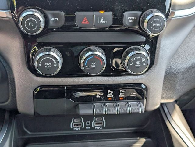 2026 RAM 1500 RAM 1500 BIG HORN QUAD CAB 4X4 6'4' BOX