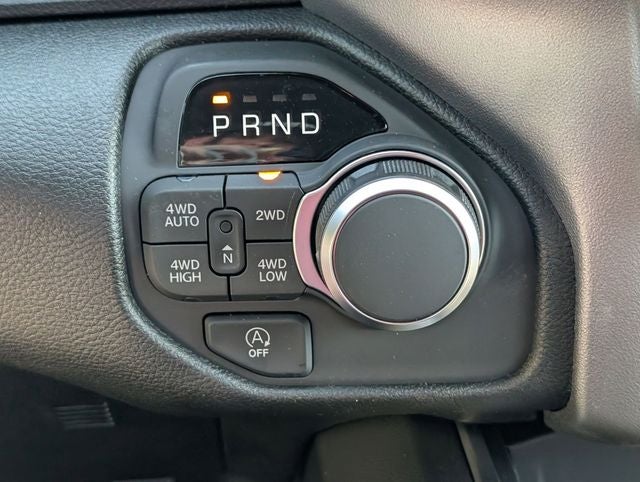 2026 RAM 1500 RAM 1500 BIG HORN QUAD CAB 4X4 6'4' BOX