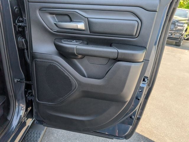 2026 RAM 1500 RAM 1500 EXPRESS QUAD CAB 4X2 6'4' BOX