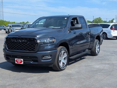 2026 RAM 1500 RAM 1500 EXPRESS QUAD CAB 4X2 6'4' BOX