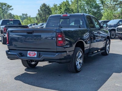 2026 RAM 1500 RAM 1500 EXPRESS QUAD CAB 4X2 6'4' BOX