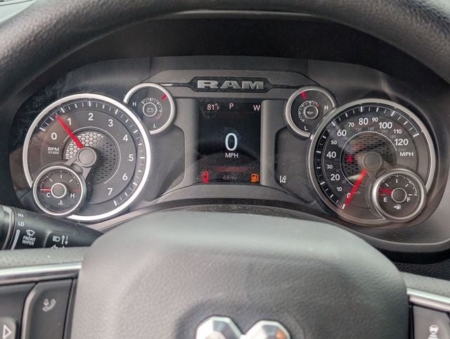 2026 RAM 1500 RAM 1500 EXPRESS CREW CAB 4X4 5'7' BOX