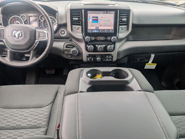 2026 RAM 1500 RAM 1500 EXPRESS CREW CAB 4X4 5'7' BOX